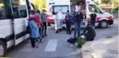Kan kusunca minibüsten inen yaşlı adam, oturduğu kaldırımda yaşamını yitirdi
