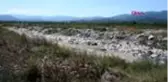 ÇANAKKALE Kaz Dağları'ndaki çöplük alan, çilek tarlaları ve çevre için tehdit oluşturuyor