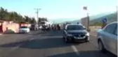 Nizip Kaymakamı Kotan'dan sürücülere şeker ikramı
