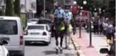 Atlı polis ekiplerinden Kovid-19 uyarısı