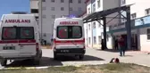 Şarkışla'da tamirat için çıktıkları çatıdan düşen 3 kişi yaralandı