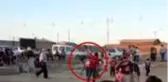 Düğünde hem sosyal mesafeyi hiçe sayıp hem de bir çocuğa ateş açtırdılar