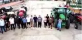 ADANA Kozan'da köylüler traktörlerle ilçeyi dezenfekte etti
