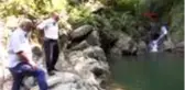 BARTIN Şelalede oluşan kalp şeklinde kaya ilgi çekiyor