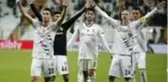 Beşiktaş ile sözleşme yenileyen Necip Uysal, maaşında da yarı yarıya indirime gitti