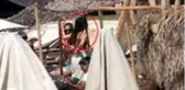 Kabine gitmeye üşenen Özge Özpirinçci, plajda 3 kere bikini değiştirdi