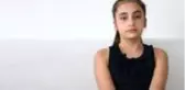 Vücudunun büyük kısmı yanan 11 yaşındaki kız çocuğu kimse yanına oturmadığı için yardım istiyor