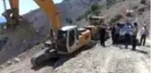At ve katırlarla yolculuk sona erdi.