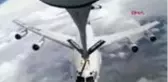 NATO'ya ait AWACS uçağına, Türk Hava Kuvvetlerine ait tanker uçağı Romanya üzerinde yakıt ikmali...