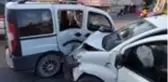 DÜZCE Hafif ticari araçlar çarpıştı: 7 yaralı
