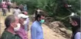 Son dakika haberi! Bakan Pakdemirli, sel bölgesinde fındık topladı
