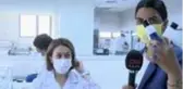 Piyasada satılan dezenfektanları araştıran CNN Türk muhabiri Fulya Öztürk, en iyi çıkan dezenfektanın reklamını yaptı