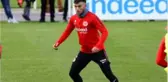Eintracht Frankfurt ile sözleşmesi biten Şahverdi Çetin, Beşiktaş'la anlaşmaya vardı