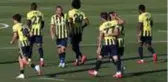 Erol Bulut'un talebiyle Fenerbahçe'de, 11 futbolcu ile yollar ayrılacak