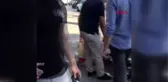 Sahte simitçilerin bayılma numarasına tepki-TEKRAR