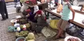 Midyat'ta köy ürünleri pazarı açıldı
