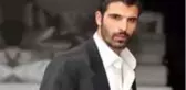 Oyuncu Mehmet Akif Alakurt, fiziğine laf eden erkek takipçilerine küfür etti