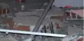 KÜÇÜKÇEKMECE'DE BALKON ÇÖKTÜ: 1 ÇOCUK HAFİF YARALI