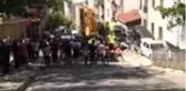 Rampa aşağı kayan tır 4 aracı ezdi