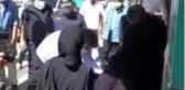 Vali Aydoğdu maske dağıtarak halkı uyardı