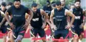 Galatasaray'ın stoperi Luyindama, toplanma saatinde stadyumda olmadığı için ilk 11'den çıkarıldı
