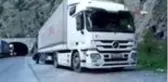 Türk şoför Gürcistan sınırında mahsur kaldı