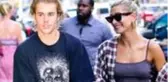 Justin Bieber'ın kirli tırnakları görenlerin midesini kaldırdı
