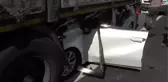 Son dakika haber! Otomobil tırın altına girdi: 1 ölü, 4 yaralı