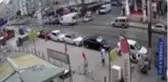 İZMİR İzmir'de panelvan araç devrildi: 3 yaralı