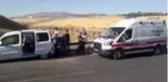 Hafif ticari araç devrildi: 2 yaralı
