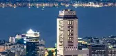 İzmir'in simgelerinden olan 30 yıllık Hilton Oteli kapatılıyor