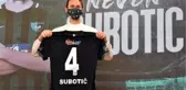 Denizlispor, dünyaca ünlü stoper Neven Subotic'i kadrosuna kattı