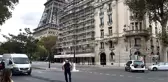 Son Dakika! Paris'teki Eyfel Kulesi'nin tahliye edilmesine sebep olan ihbar asılsız çıktı