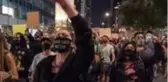 ABD'de Taylor davasından çıkan sonuca karşı başlayan protestolarda bir polis vuruldu