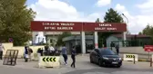 FETÖ firarisi Adil Öksüz'ün yakınının davası ertelendi