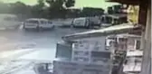 Son dakika haber! Hafif ticari araç ile elektrikli bisiklet böyle çarpıştı: 2 yaralı