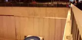 İntihara kalkışan genç kadını polis ikna etmek için dakikalarca uğraştı