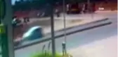 Son dakika: Güvenlik kamerasına yansıyan kazada motosikletli böyle can verdi