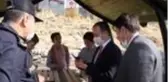Kaymakam Güven, parkta EBA'dan ders işleyen öğrencilerle sohbet etti