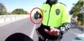 Eskişehir'de trafik polisi motorlu sürücüyü silah çekerek durdurdu