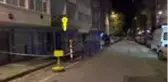 Küçükçekmece'de kaldırım çöktü