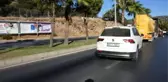 Yağ dökülen yolda araçlar kontrolden çıktı: 2 yaralı