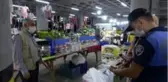 Denetime çıkan ilçe kaymakamı, dolu yolcu minibüsüne müdahale etti