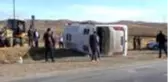 Belediye otobüsü devrildi: 17 yaralı