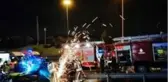 D-100'de otomobil bariyerlere girdi: 2 yaralı