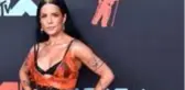 Ünlü şarkıcı Halsey saçlarını kazıttı! Yeni imajı herkesi şoke etti