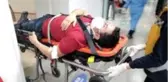 Tabela takarken dengesini kaybeden işçi tabela ile birlikte düştü