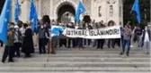 Beyazıt Meydanı'nda Fransa'nın İslam'a karşı açıklamaları protesto edildi