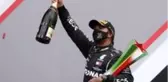 Lewis Hamilton Formula 1'de Michael Schumacher'in birincilik rekorunu kırdı