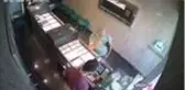 Kuyumcudan bilezik çalan kişi yakalandı